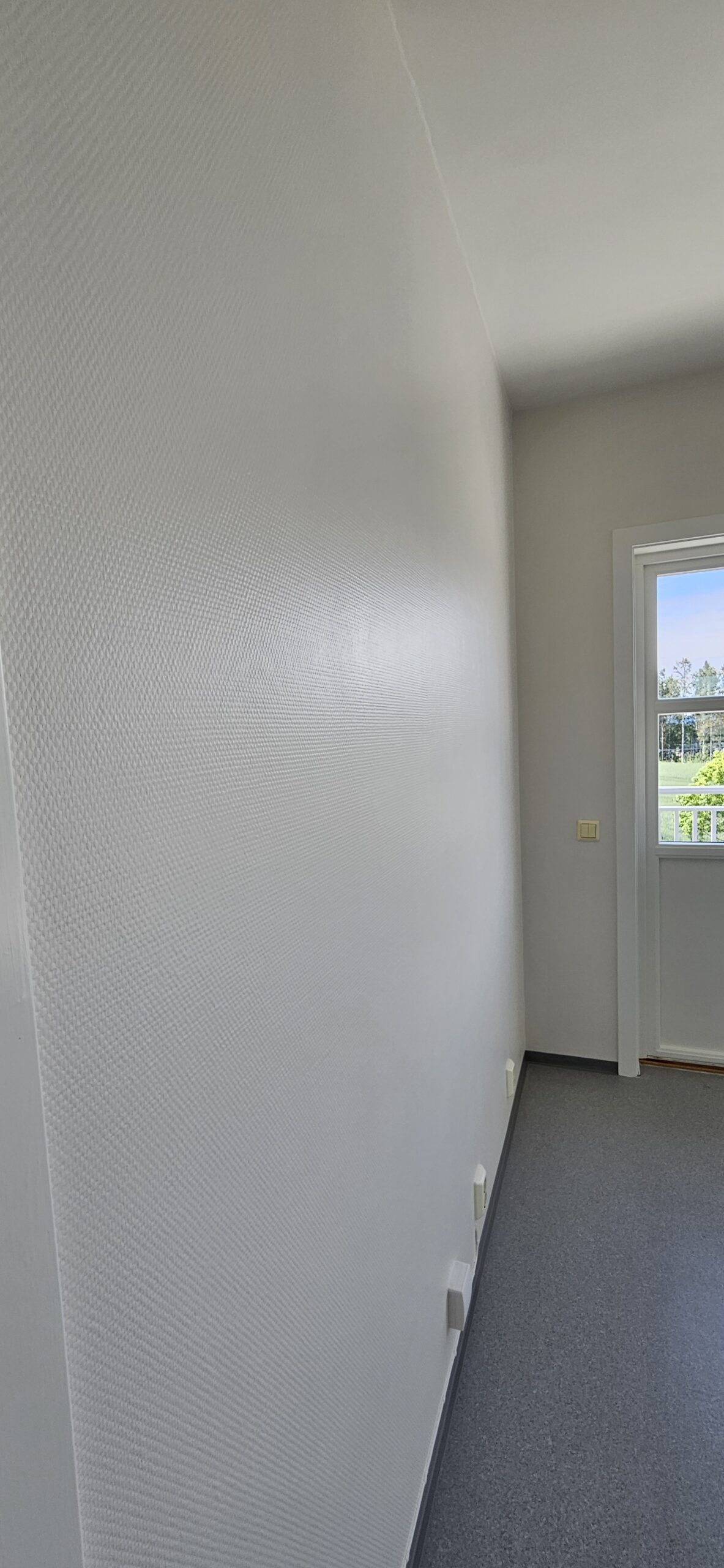 Innvendig maling av leilighet Jessheim – ryddig maskering og pen finish