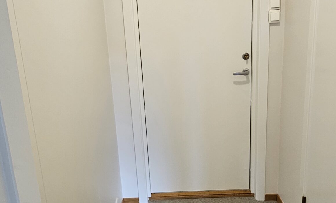 Maler i Jessheim – innvendig maling av leilighet (ryddig maskering)